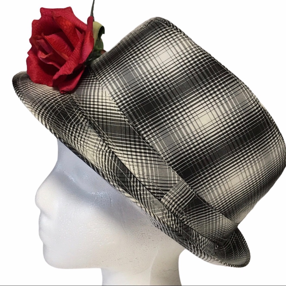 TRILBY HAT BLACK, GRAY & WHITE PLAID